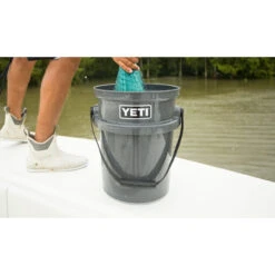 Yeti Loadout Bucket - Charcoal