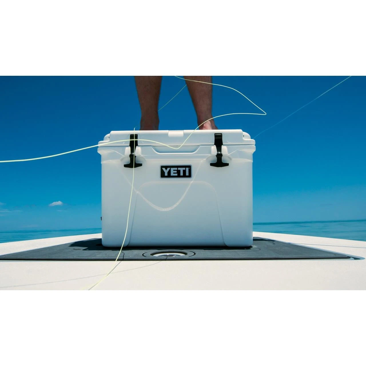 Yeti YT35W Tundra 35 Quart Cooler - White 1 Yeti YT35W Tundra 35 Quart Cooler - White